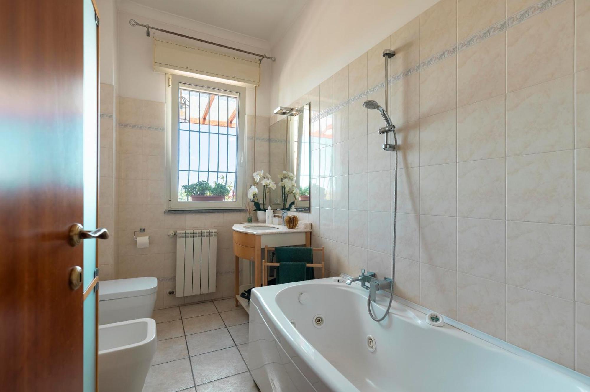 Casa Italia Hospitality Apartment Lunghezza Luaran gambar